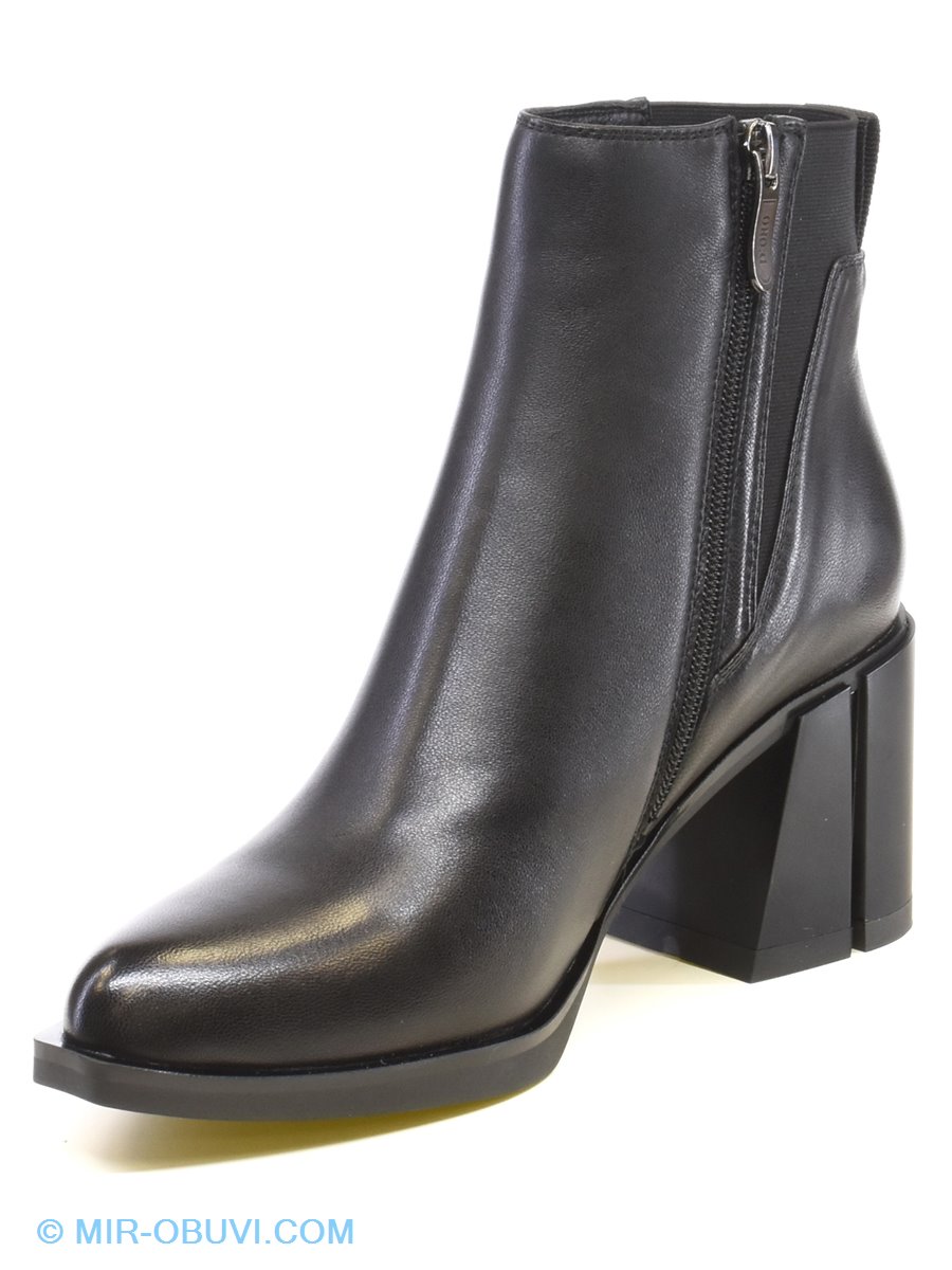 Ƴ���� ���������� ���������� Palazzo Doro. ��� 3.