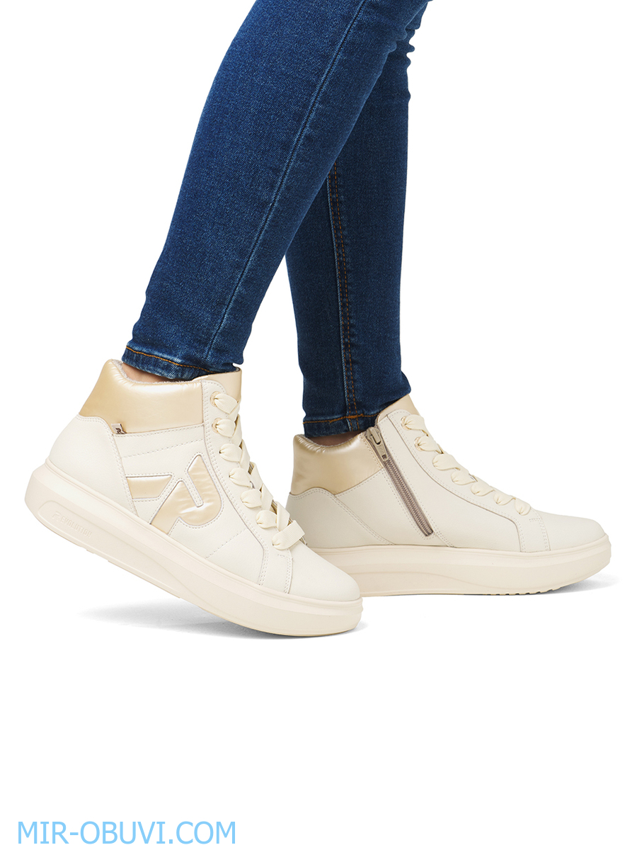 Ƴ���� ���������� ����������� �������� Rieker Evolution. ��� 12.