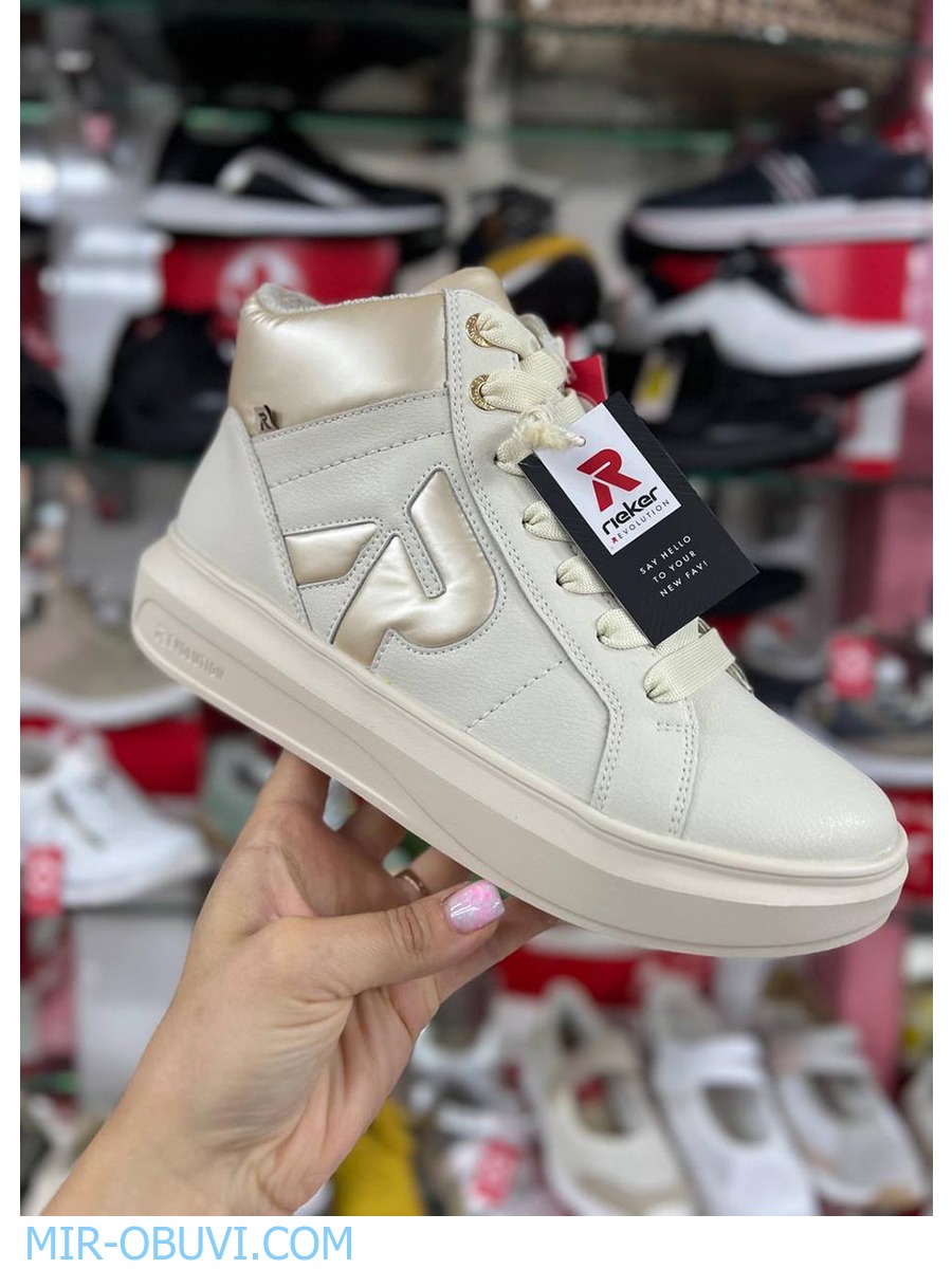 Ƴ���� ���������� ����������� �������� Rieker Evolution. ��� 15.